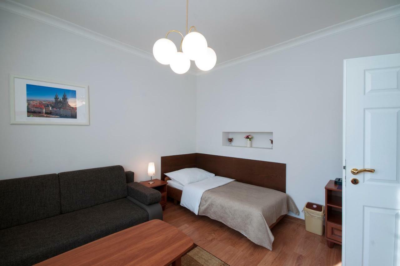 Art Deco Hotel Hoffmann Kladno Dış mekan fotoğraf